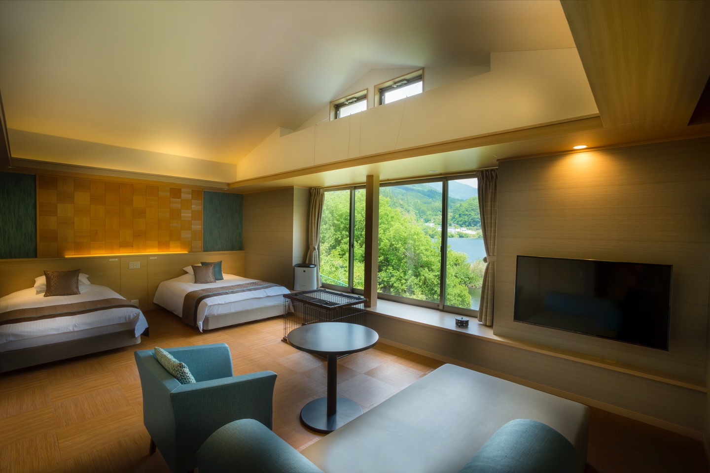 緑が綺麗な季節になりましたね。